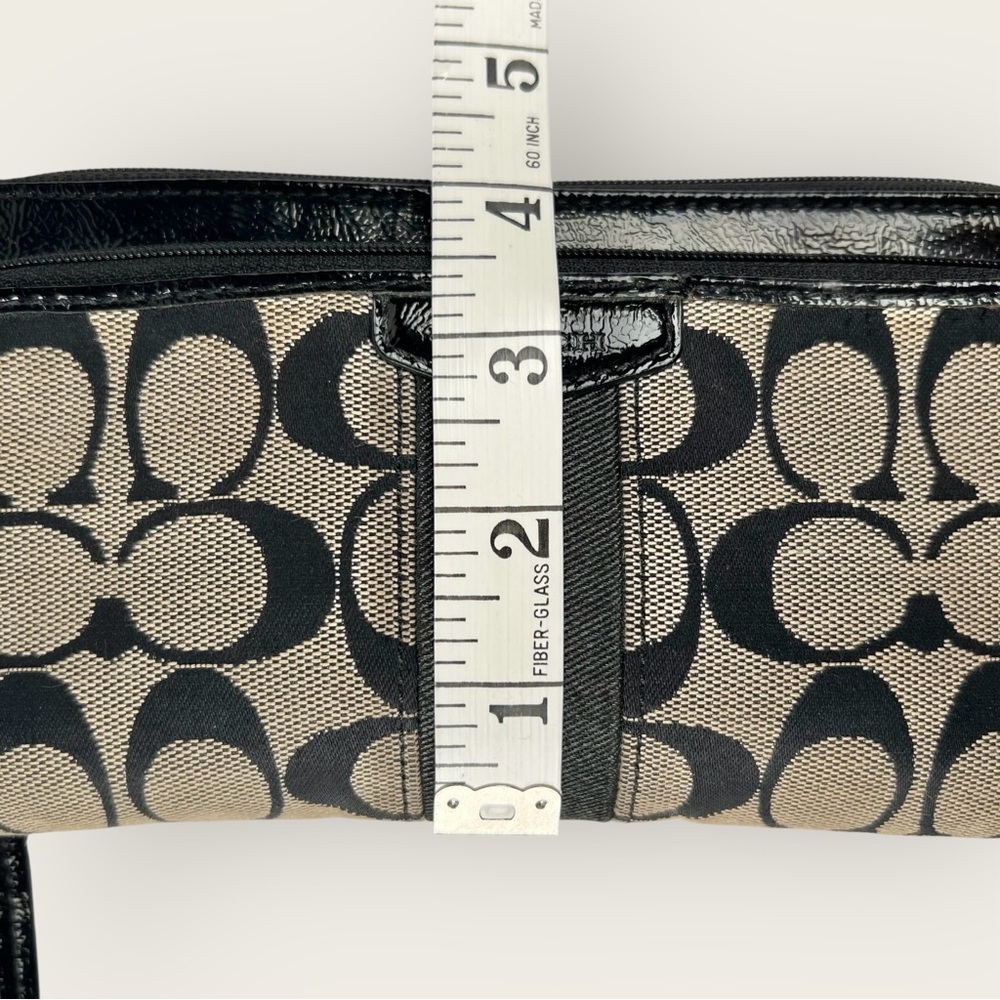Coach Double Zip Large Signature Black and Tan Wristlet Clutch - Picture 8 of 9